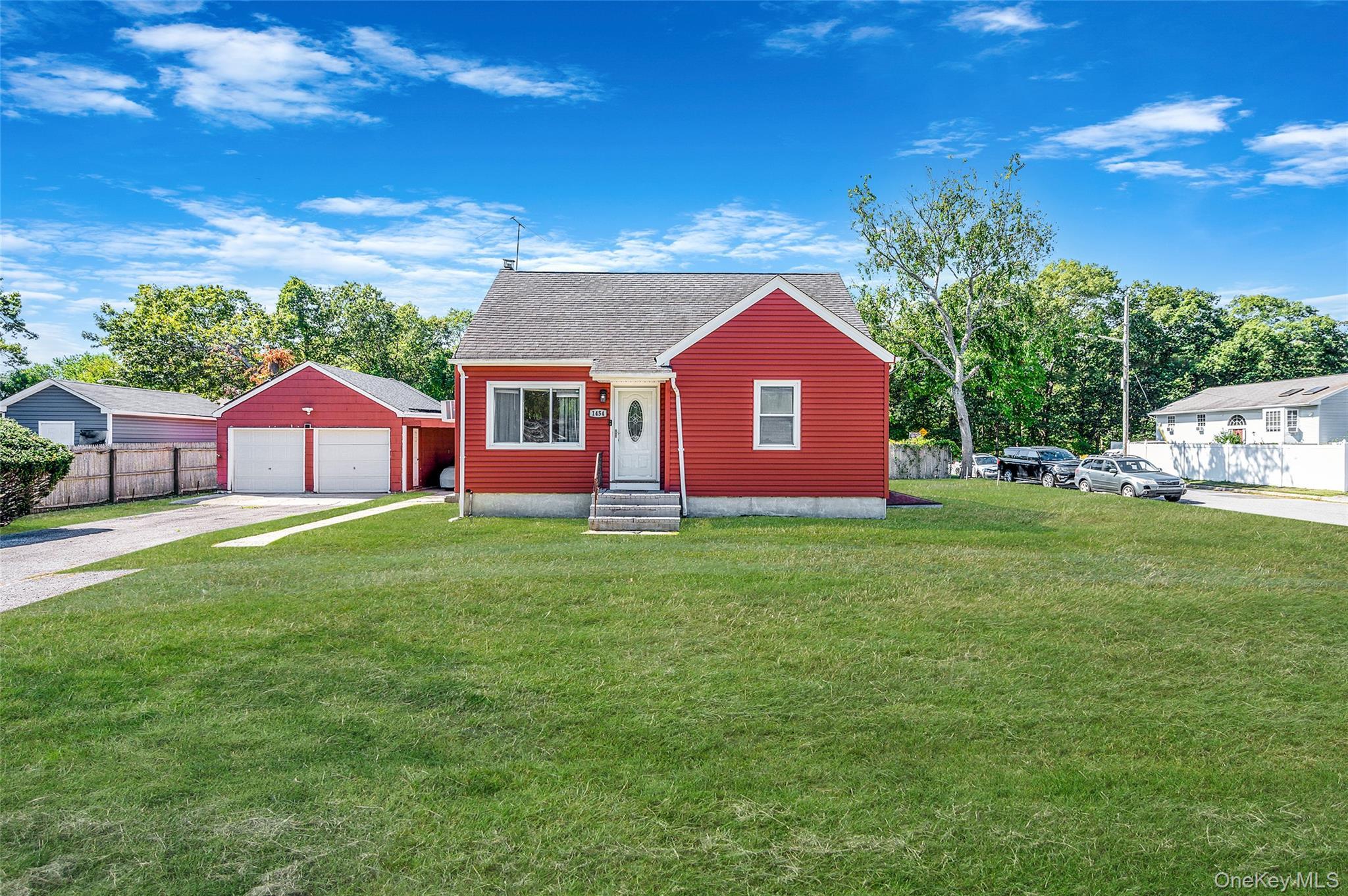 Single Family Forks Suffolk County, NY 11706, MLS-914938-3