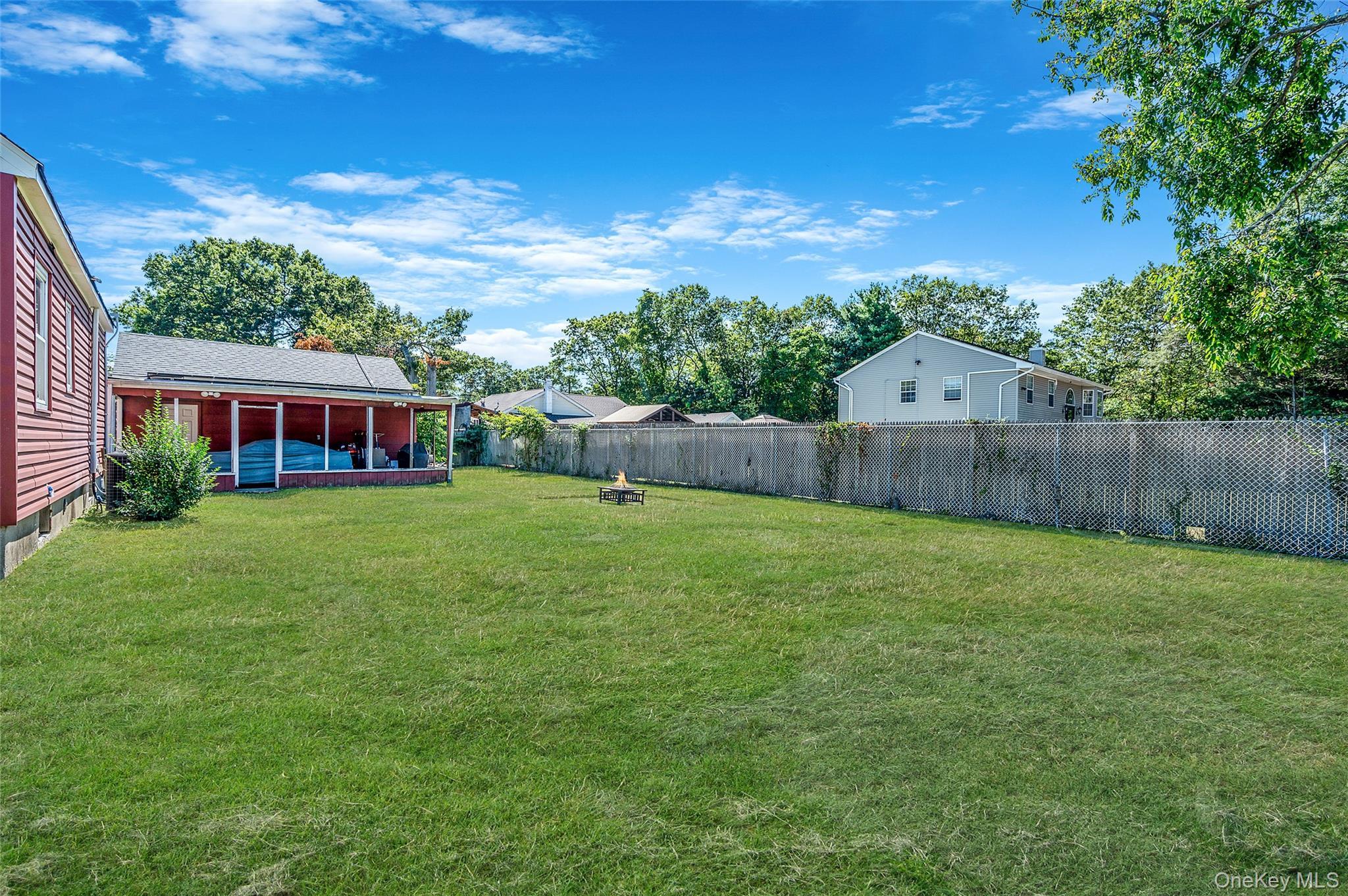 Single Family Forks  Suffolk County, NY 11706, MLS-914938-34