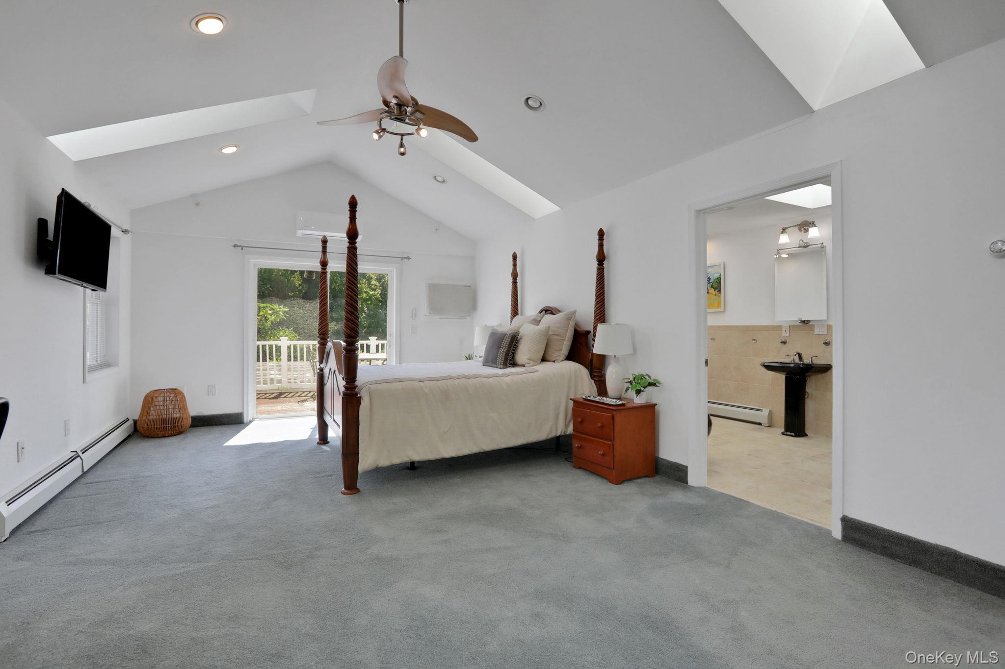 Single Family Greenkill Ulster County, NY 12401, MLS-914947-12