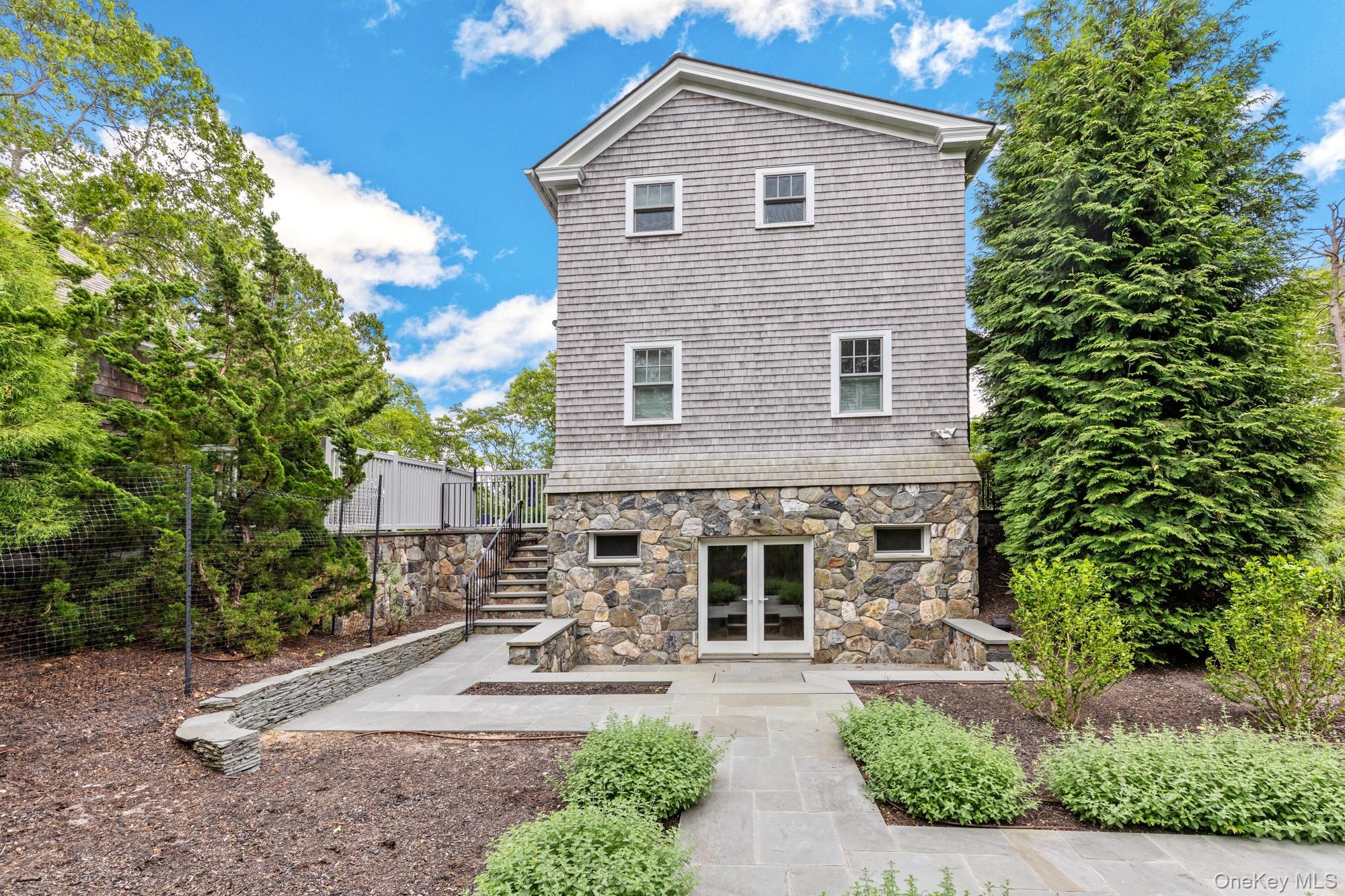 Single Family Ridge Suffolk County, NY 11946, MLS-914958-20