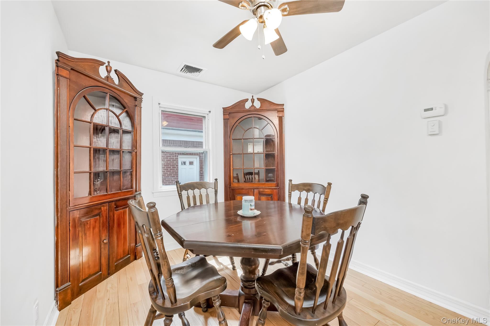 Single Family Rutland  Nassau County, NY 11550, MLS-914965-10