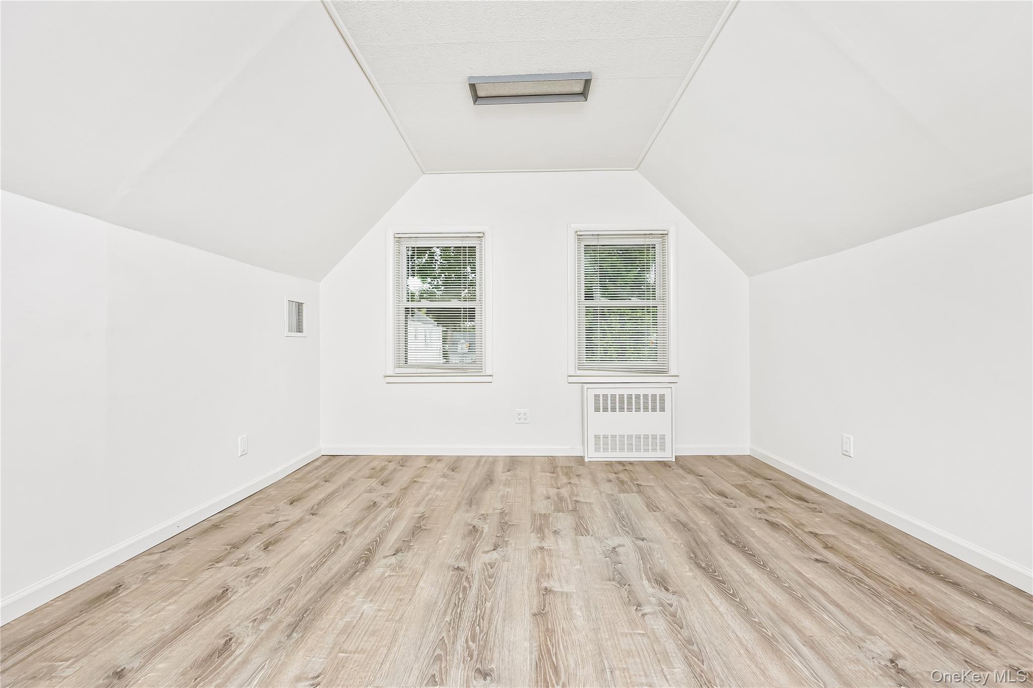 Single Family Rutland  Nassau County, NY 11550, MLS-914965-21