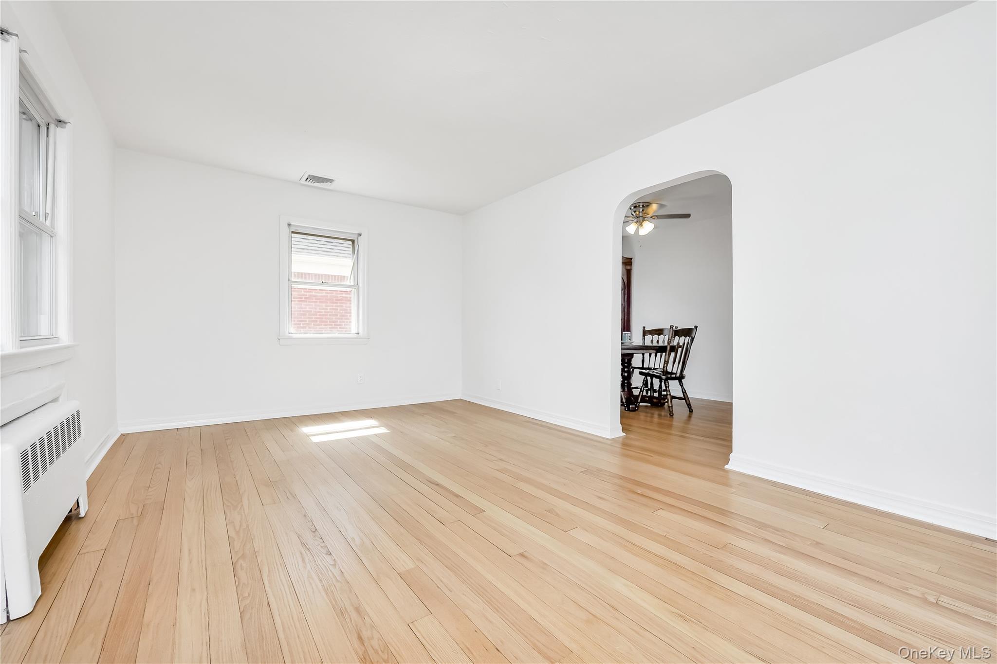 Single Family Rutland  Nassau County, NY 11550, MLS-914965-7