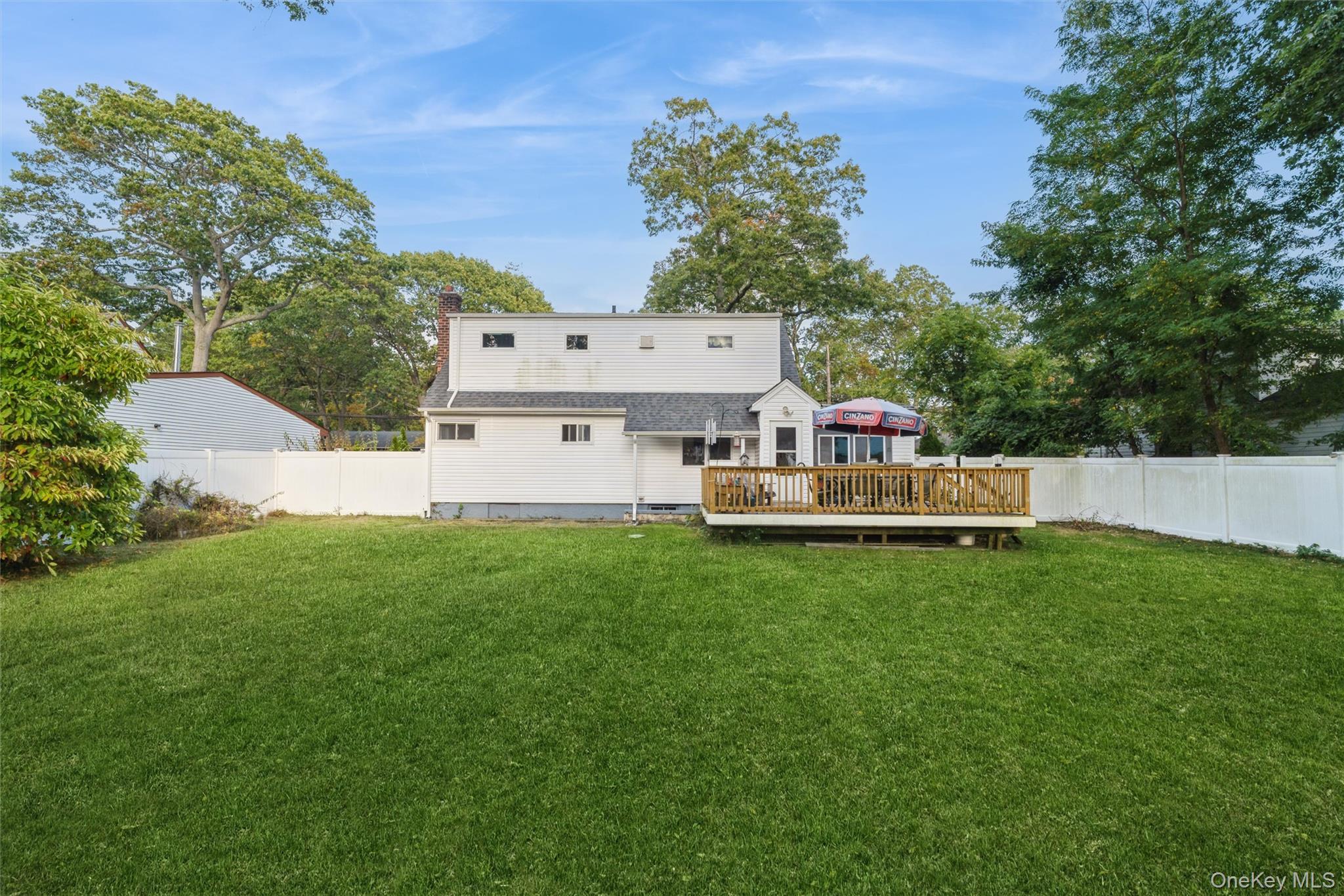 Single Family Ackerly Suffolk County, NY 11779, MLS-915024-19