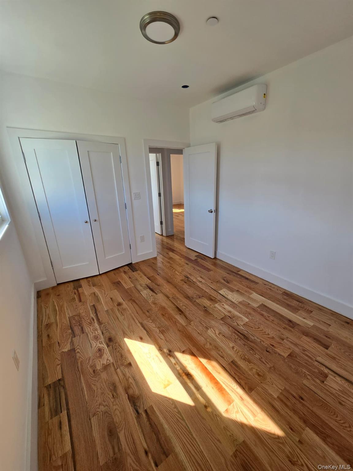 Single Family Beach 45 St  Queens, NY 11691, MLS-915062-23