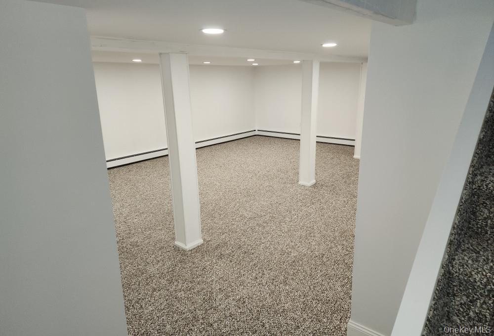 Single Family Kentucky  Nassau County, NY 11758, MLS-915077-9