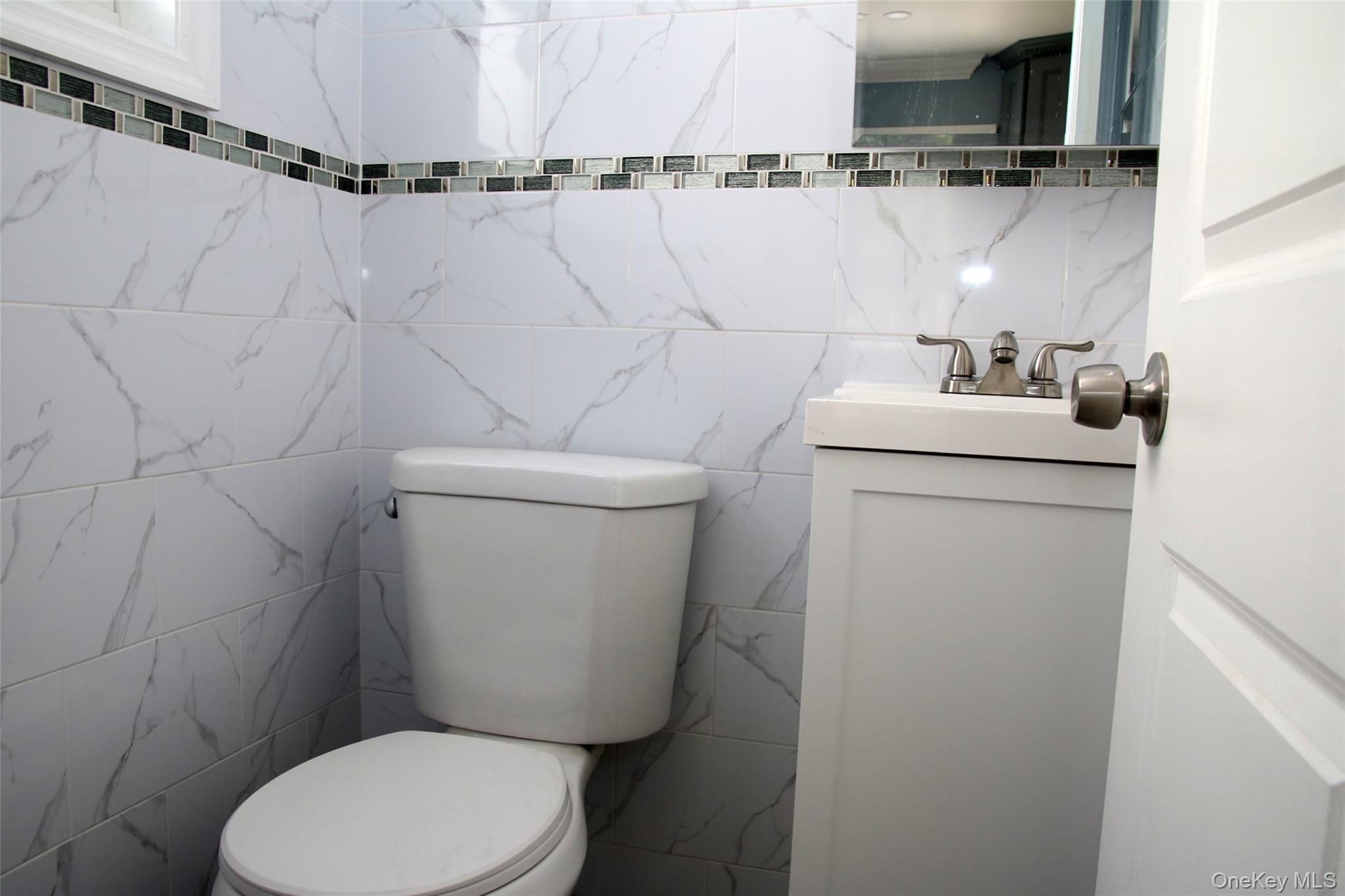 Single Family 94th St  Brooklyn, NY 11236, MLS-915082-7