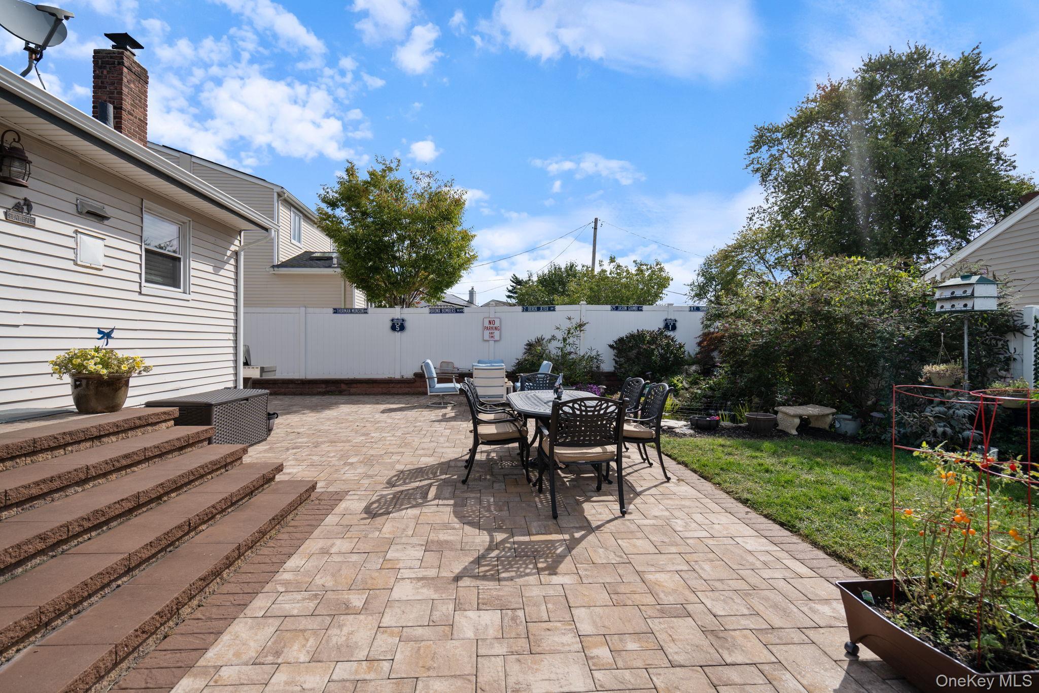 Single Family Thorne  Nassau County, NY 11758, MLS-915091-18