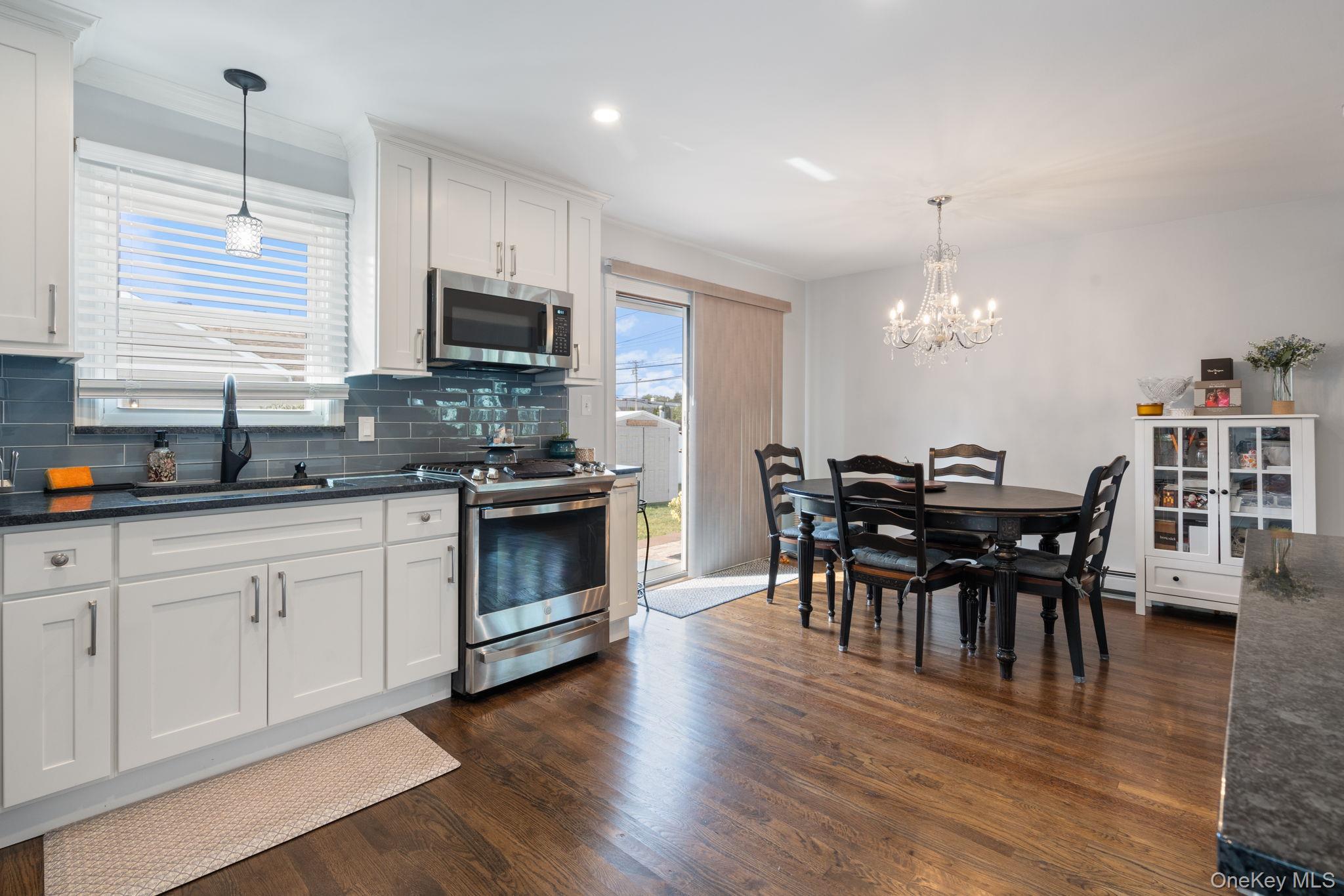 Single Family Thorne  Nassau County, NY 11758, MLS-915091-4