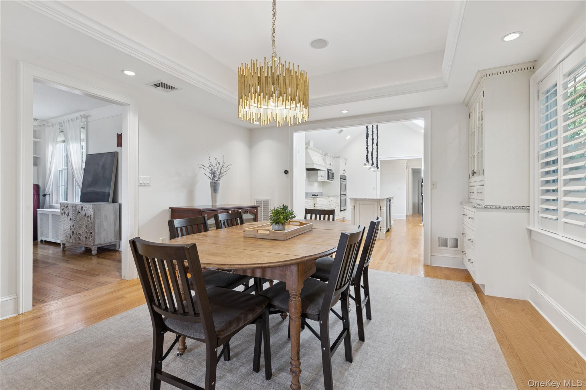 Single Family Main Suffolk County, NY 11978, MLS-915095-12