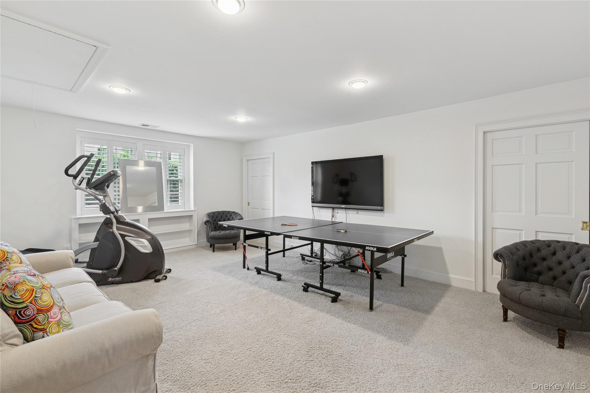 Single Family Main Suffolk County, NY 11978, MLS-915095-20