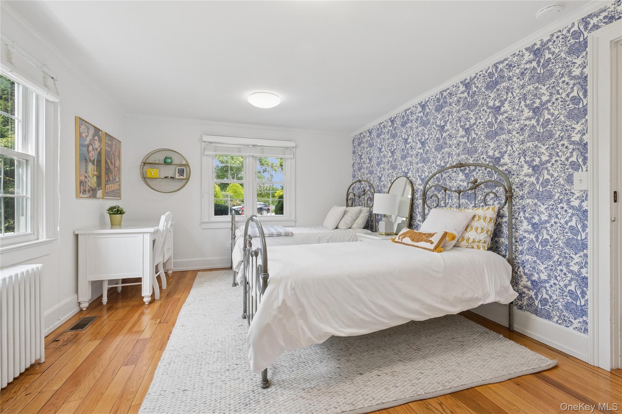 Single Family Main Suffolk County, NY 11978, MLS-915095-24