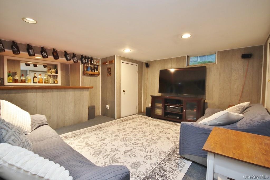 Single Family Richmond  Westchester County, NY 10567, MLS-915096-34