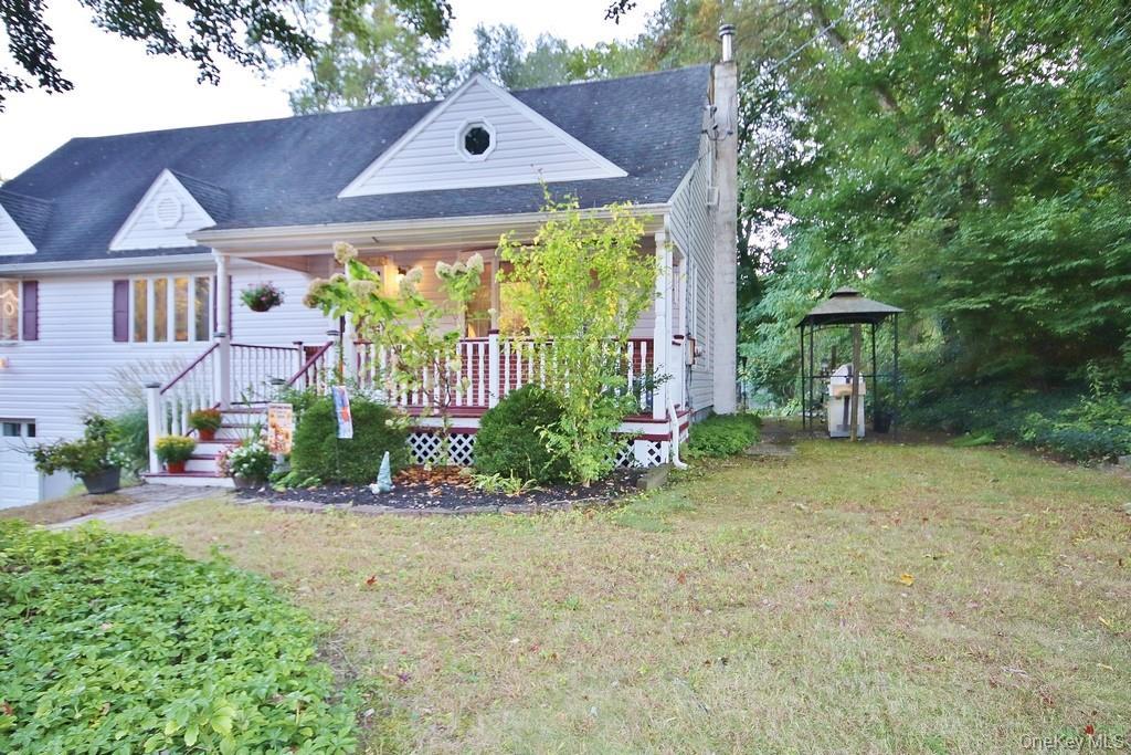 Single Family Richmond  Westchester County, NY 10567, MLS-915096-46