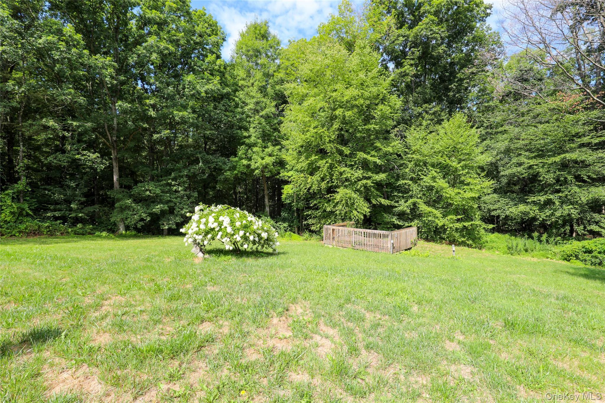 Single Family Roxanne Ulster County, NY 12528, MLS-915112-16