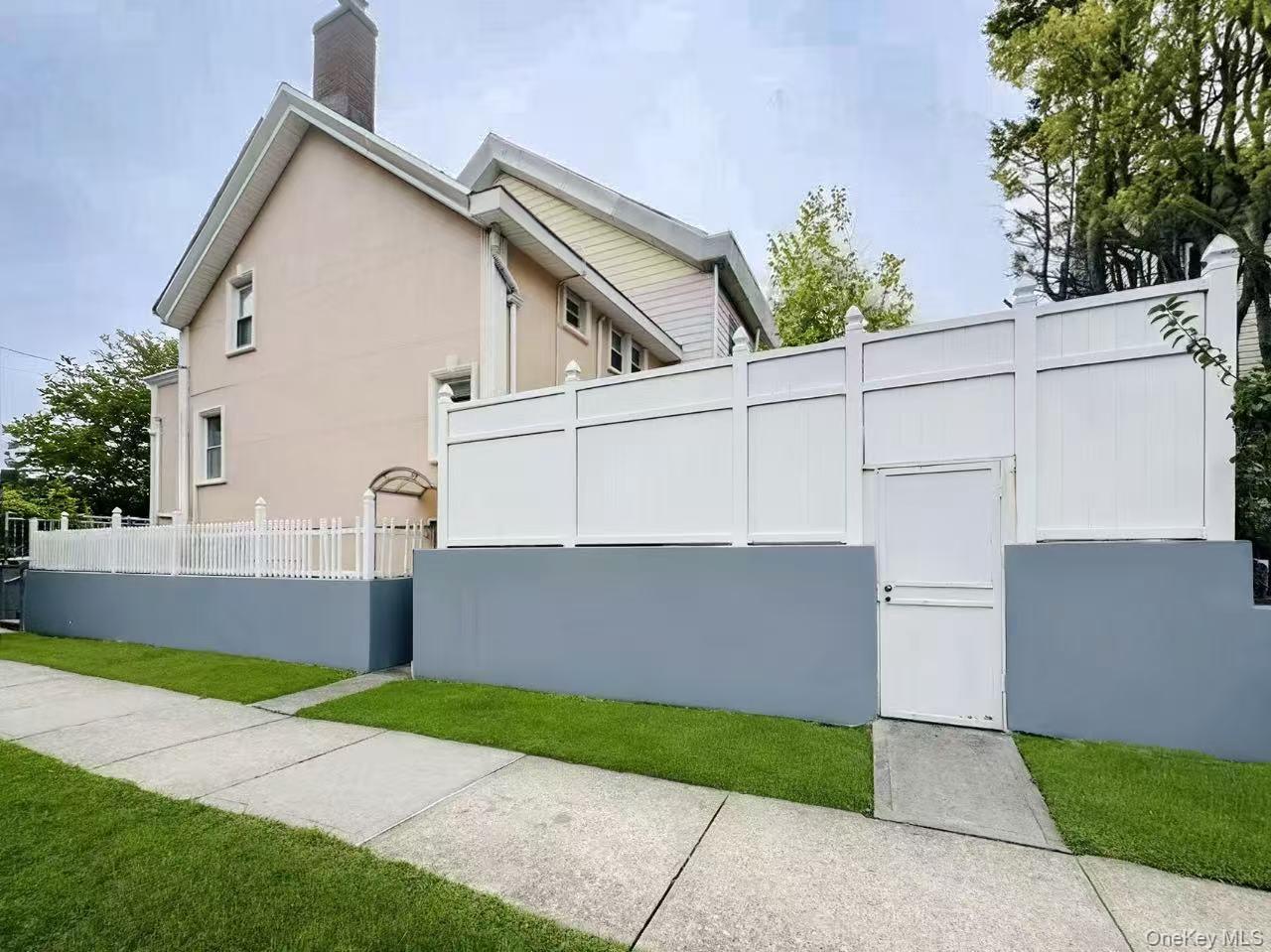 Single Family 161  Queens, NY 11358, MLS-915114-3