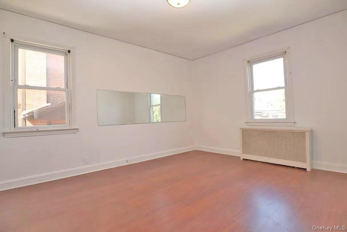 Single Family 32nd  Queens, NY 11369, MLS-915117-15