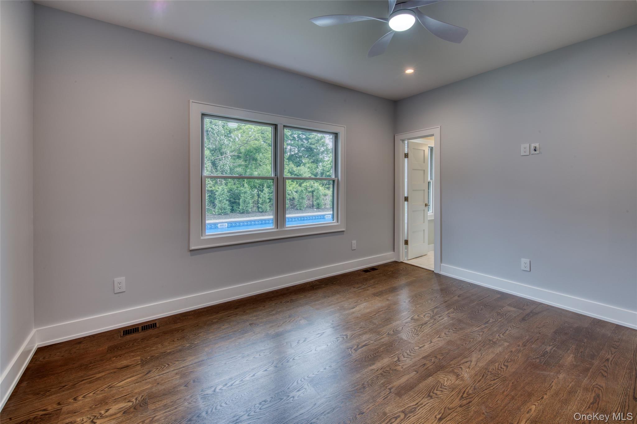 Single Family Maple Suffolk County, NY 11944, MLS-915141-19