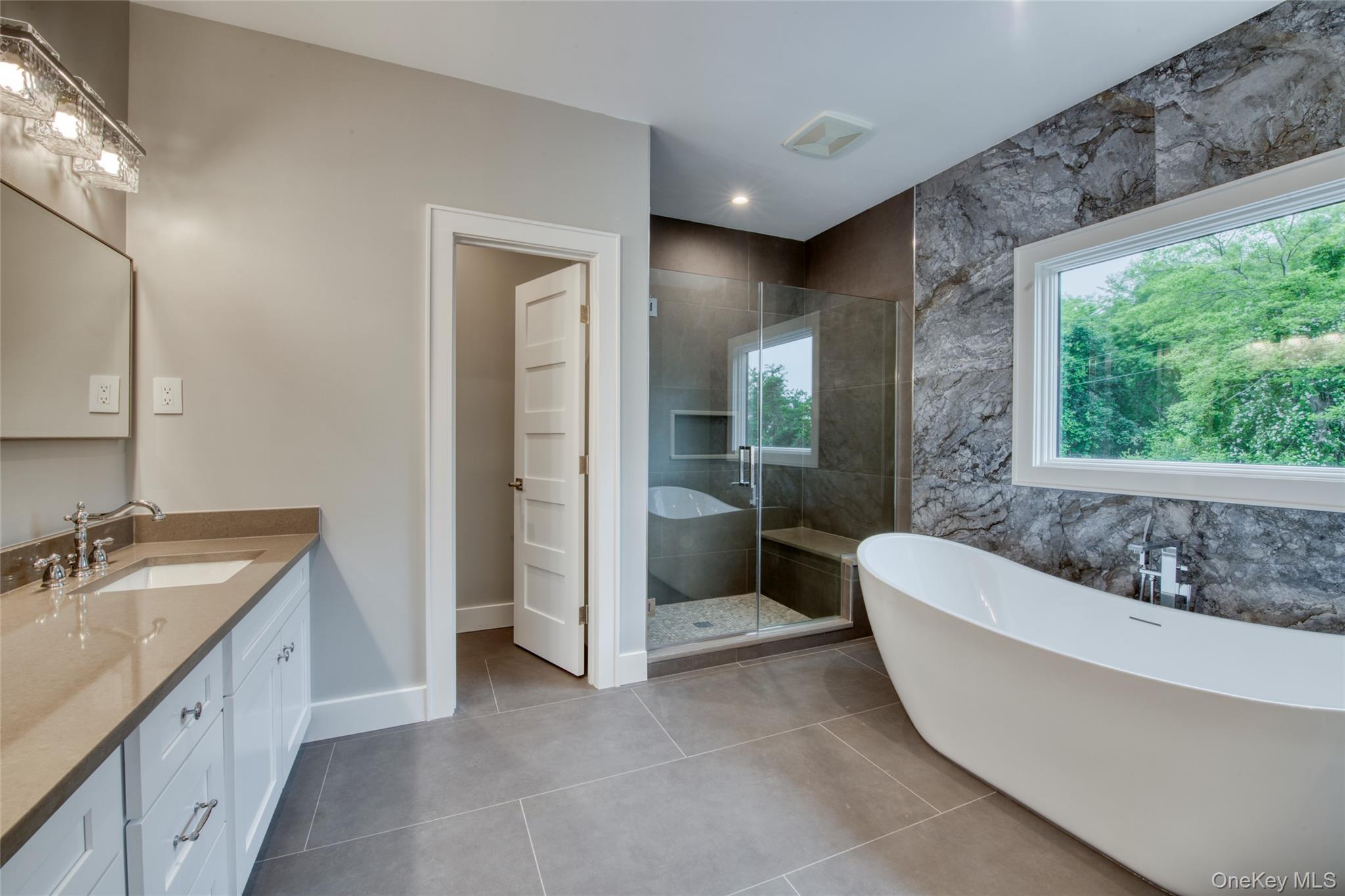 Single Family Maple Suffolk County, NY 11944, MLS-915141-27