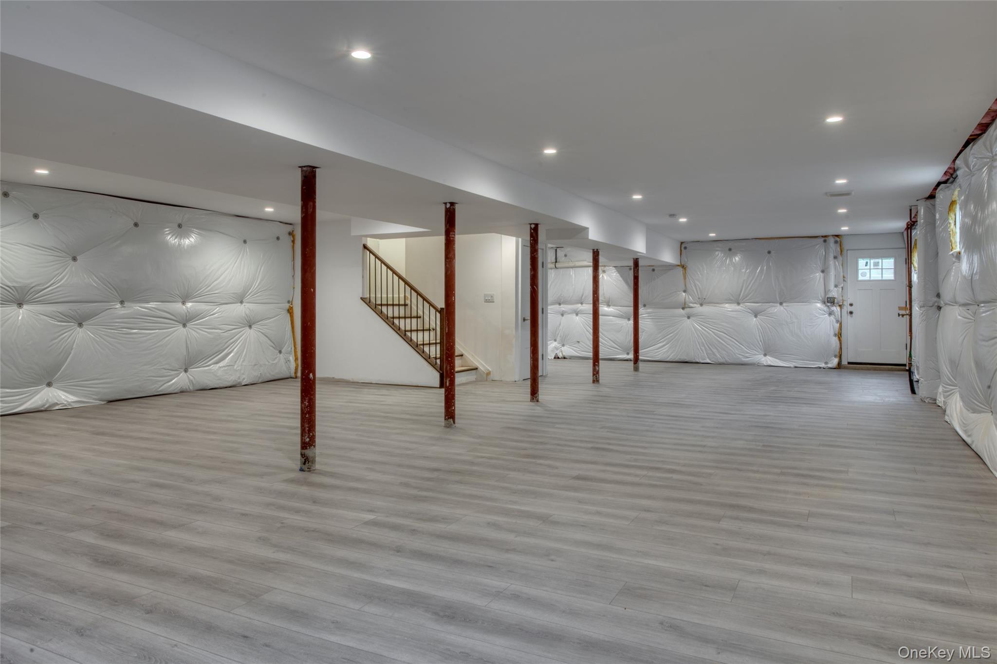 Single Family Maple Suffolk County, NY 11944, MLS-915141-38