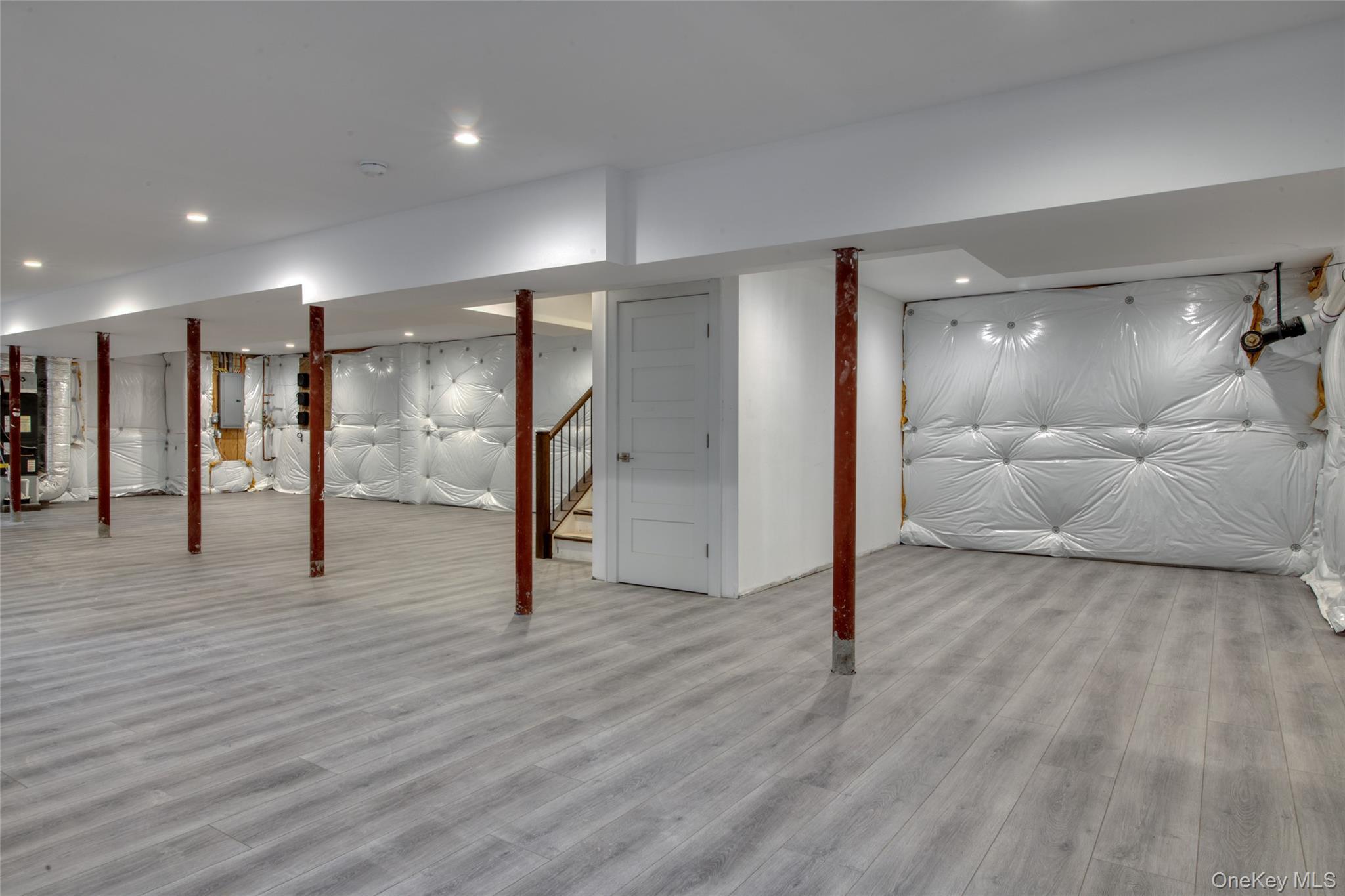 Single Family Maple Suffolk County, NY 11944, MLS-915141-39