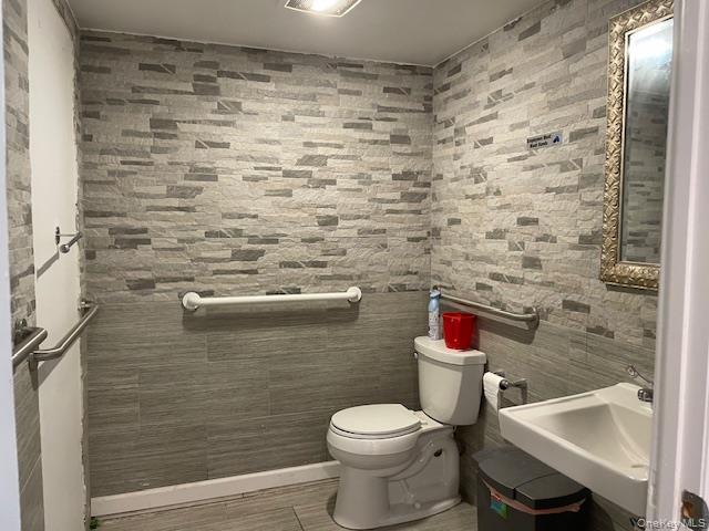 Single Family Hillside Queens, NY 11432, MLS-915168-9