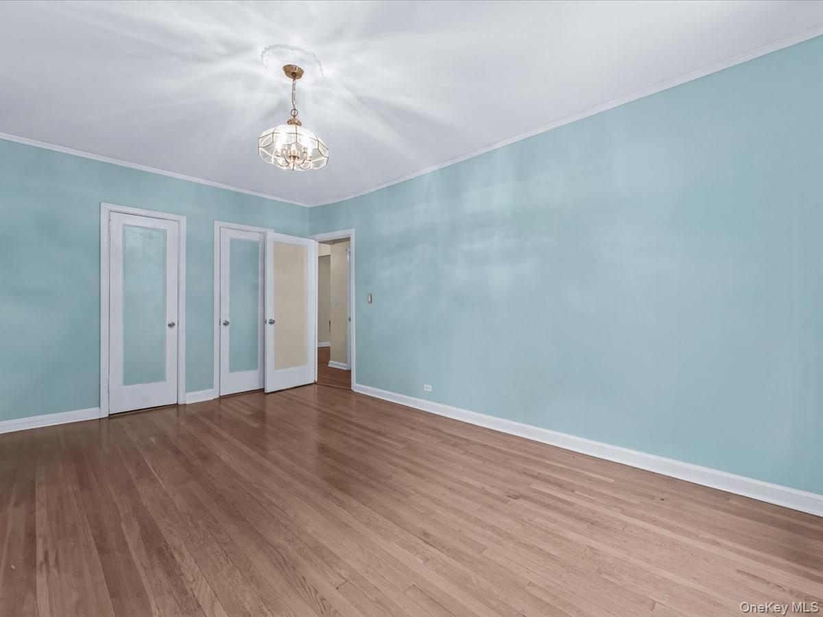 Coop 73rd  Queens, NY 11375, MLS-915176-17