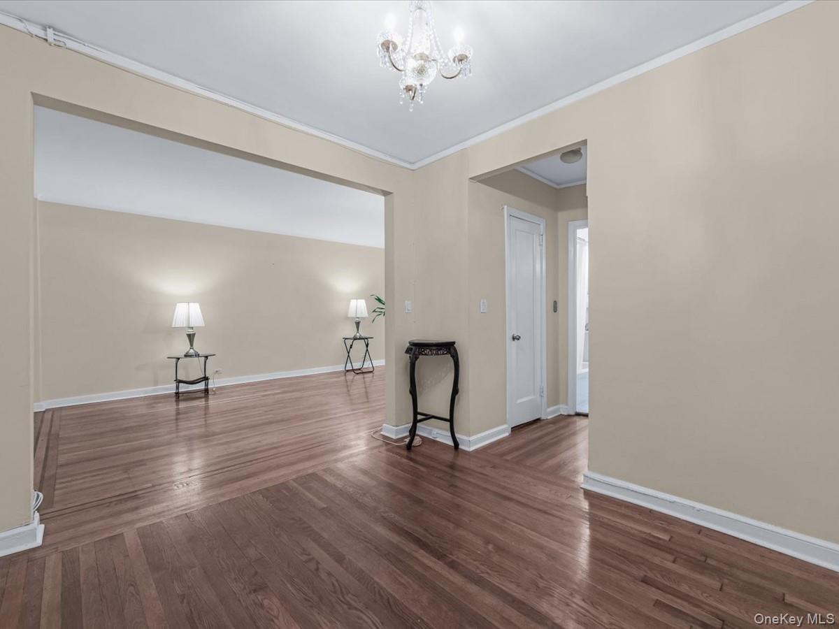 Coop 73rd  Queens, NY 11375, MLS-915176-6