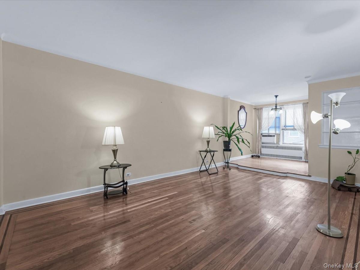 Coop 73rd  Queens, NY 11375, MLS-915176-7