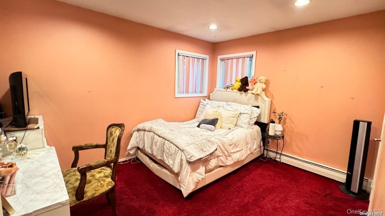 Single Family Deamer  Suffolk County, NY 11746, MLS-915187-15