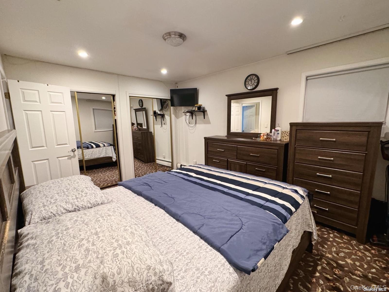 Single Family Deamer  Suffolk County, NY 11746, MLS-915187-19