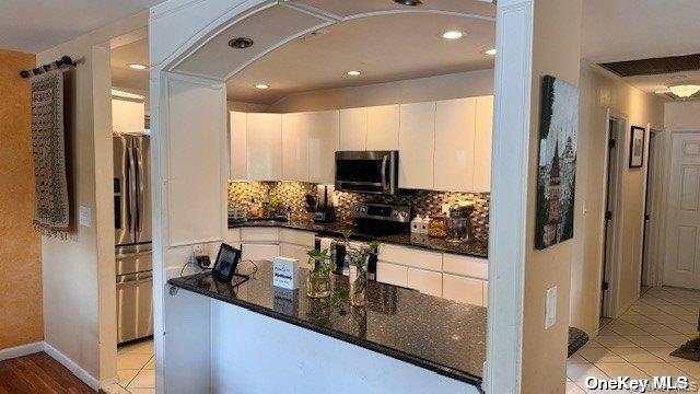 Single Family Deamer  Suffolk County, NY 11746, MLS-915187-4