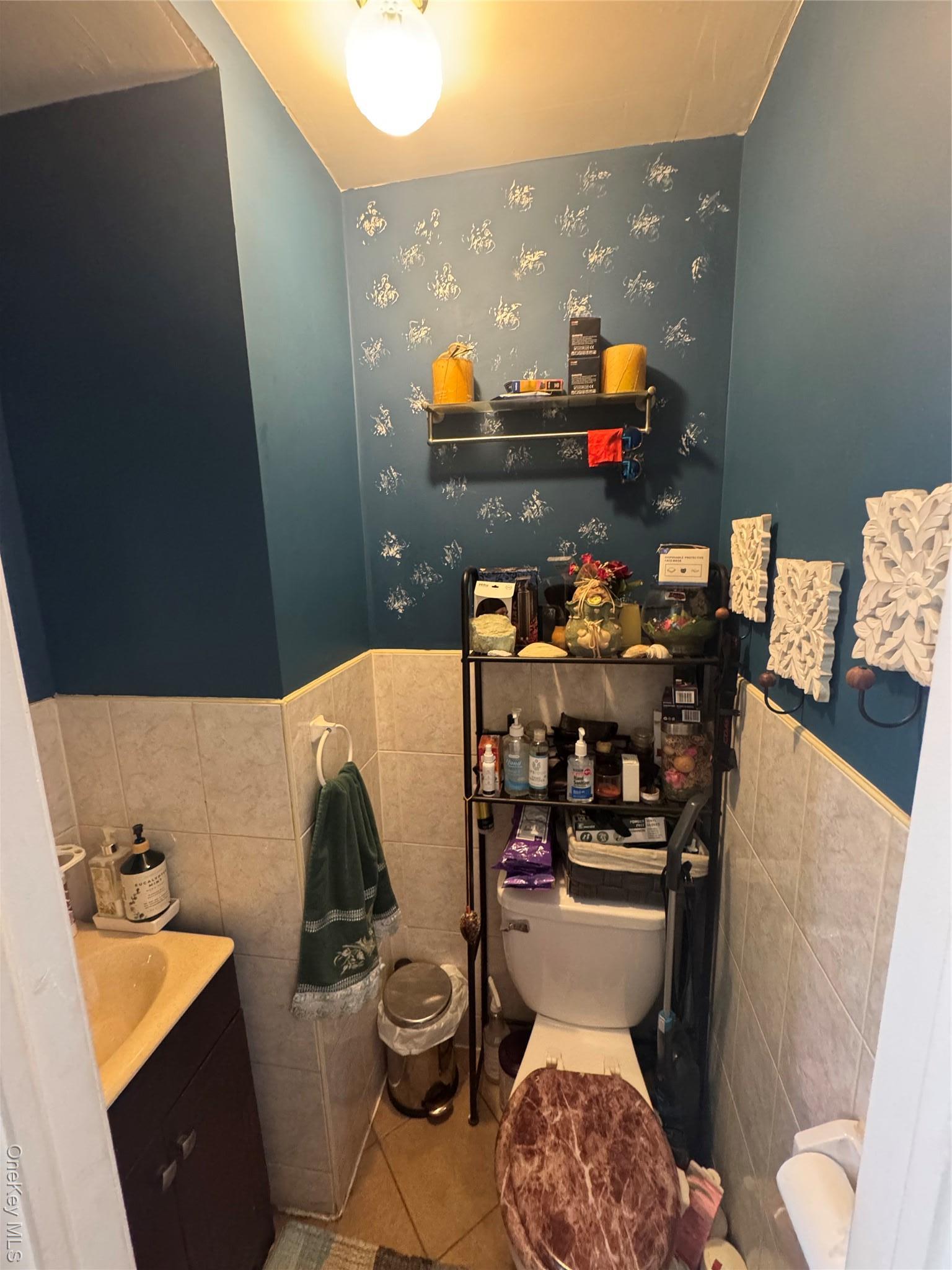 Single Family St  Queens, NY 11436, MLS-915190-5