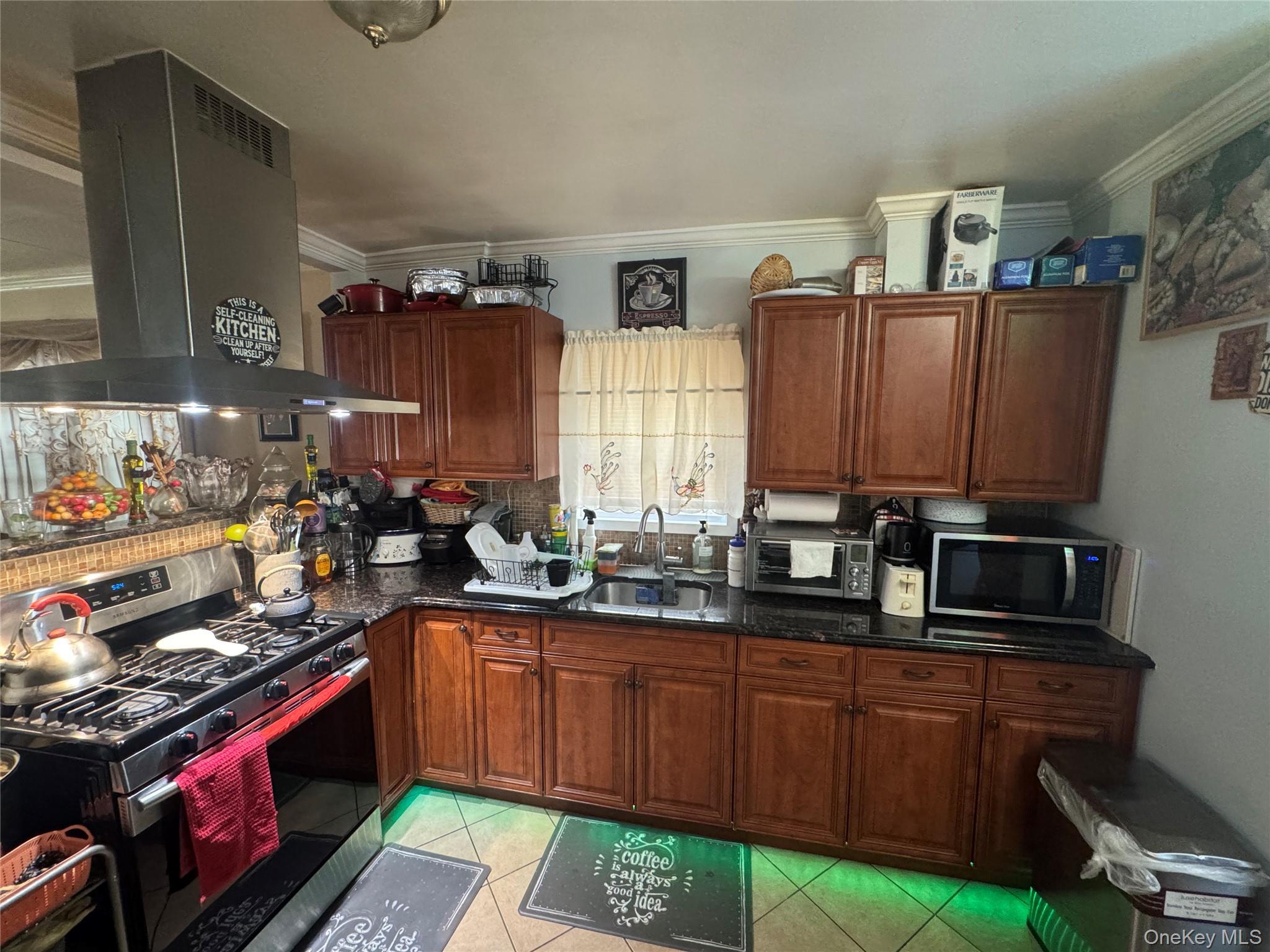 Single Family St  Queens, NY 11436, MLS-915190-6