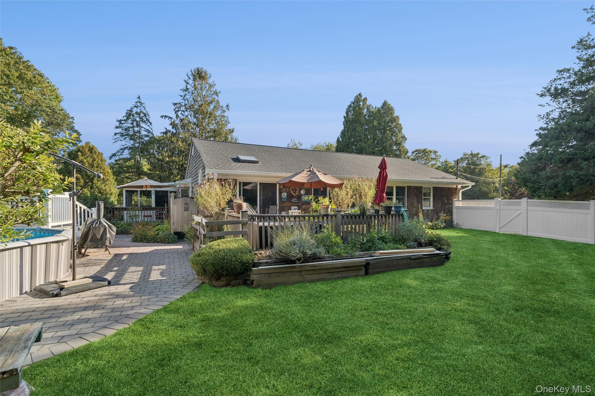 Single Family Monte  Suffolk County, NY 11934, MLS-915230-33