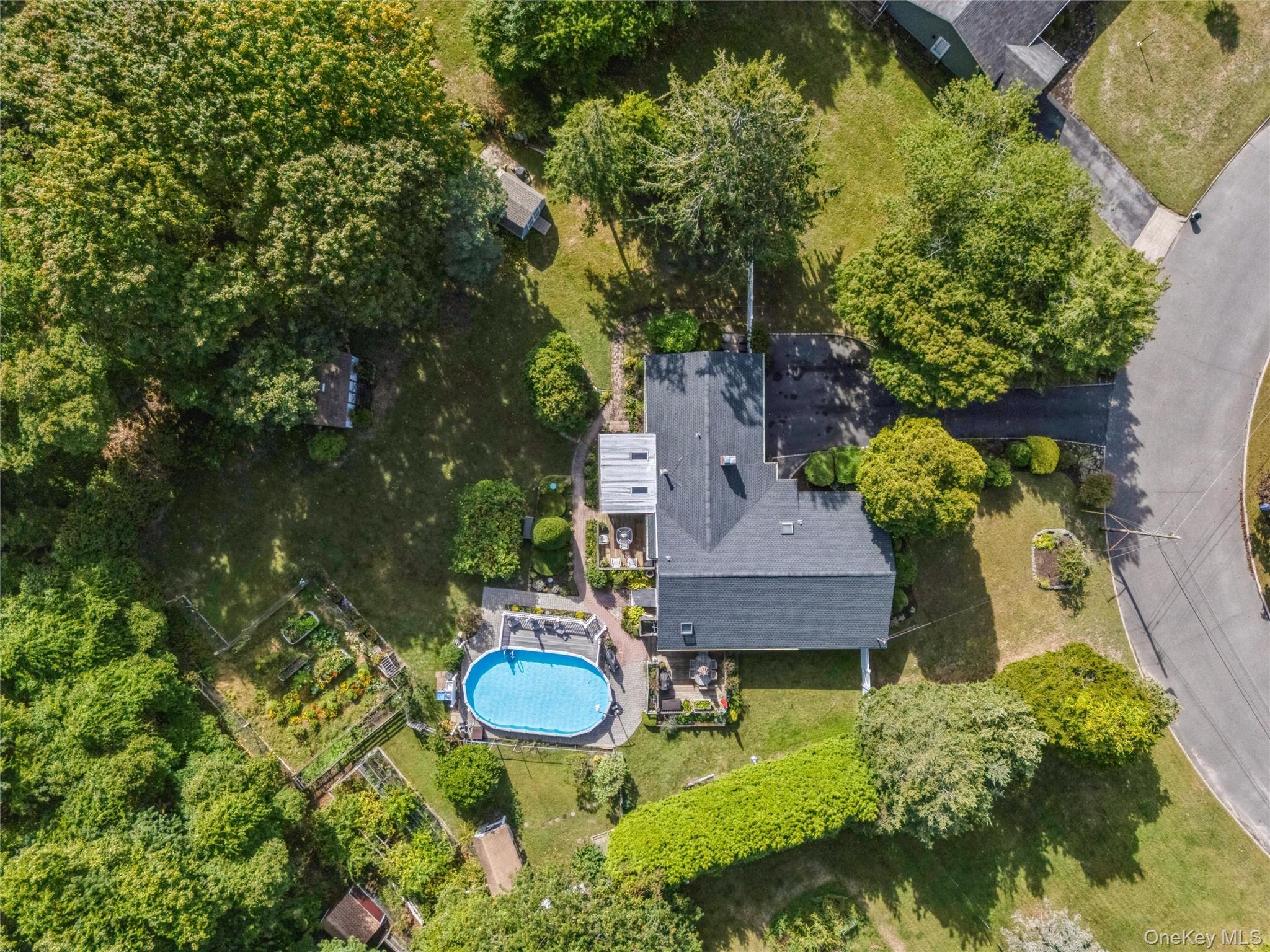 Single Family Monte  Suffolk County, NY 11934, MLS-915230-40