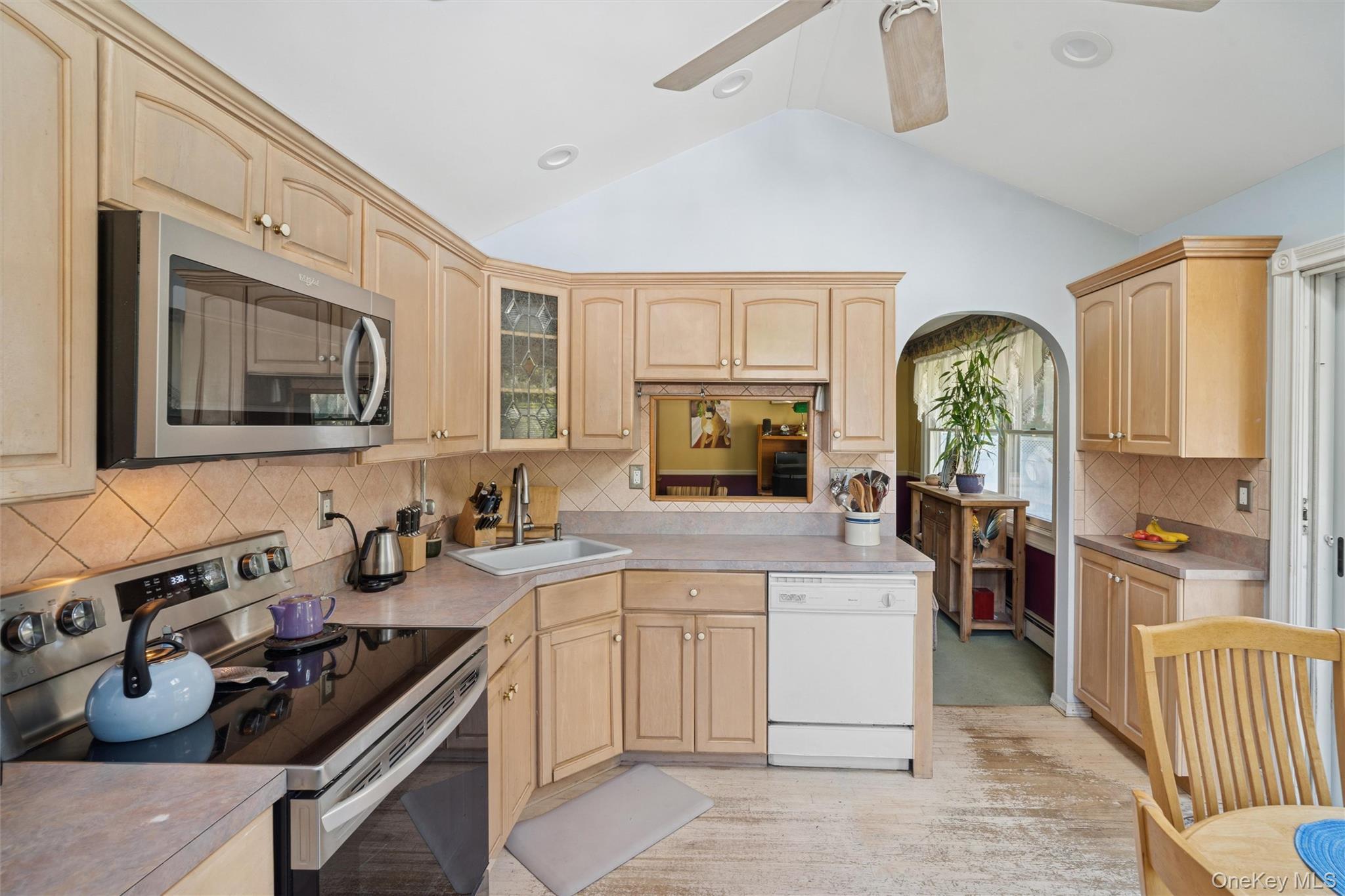 Single Family Monte  Suffolk County, NY 11934, MLS-915230-7