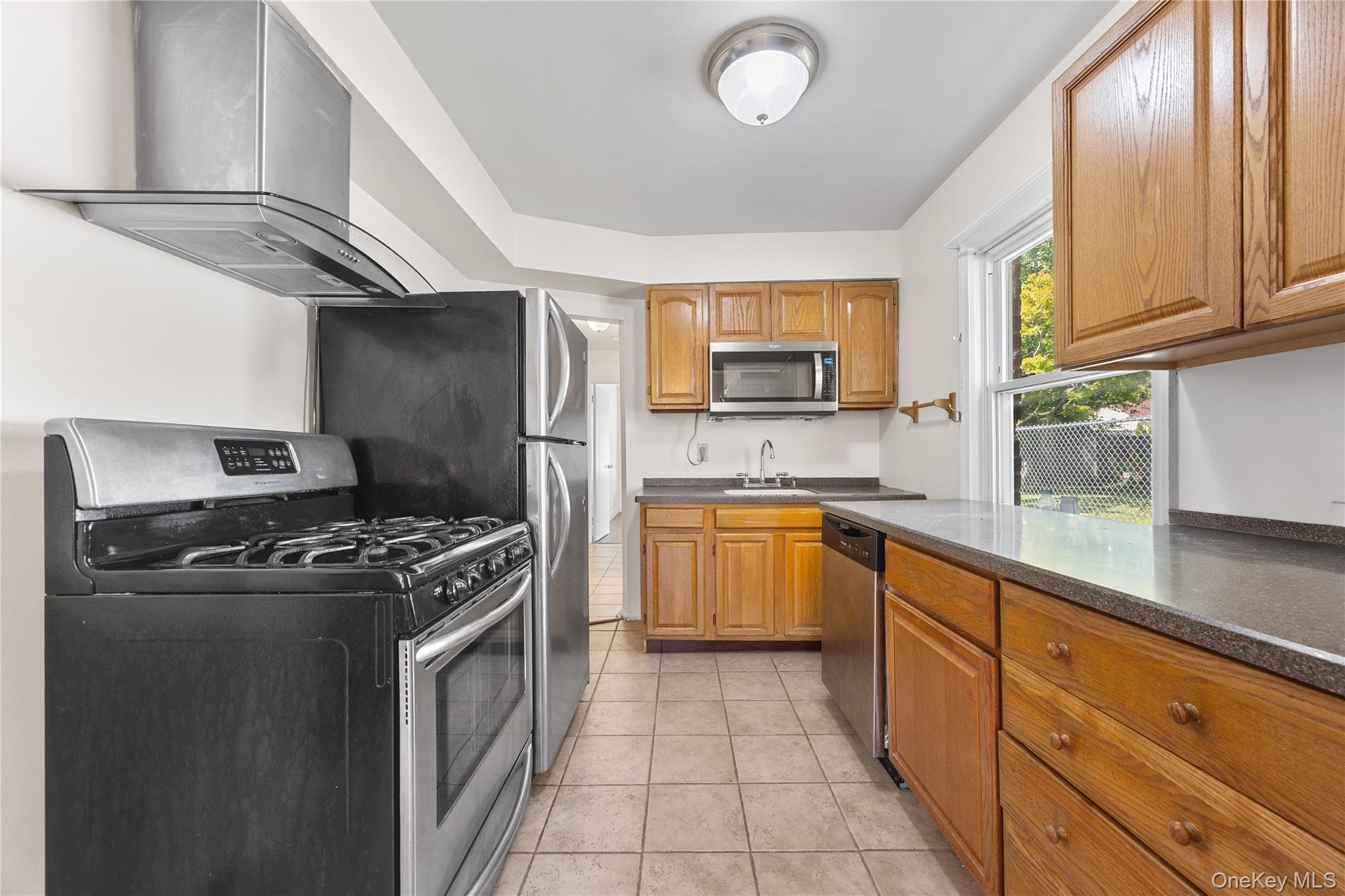 Single Family 215th  Queens, NY 11361, MLS-915247-3