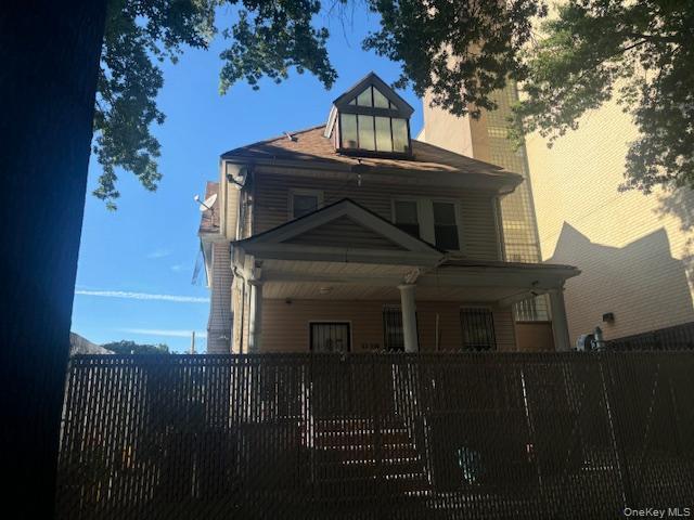 Single Family 88th Avenue  Queens, NY 11432, MLS-915269-2