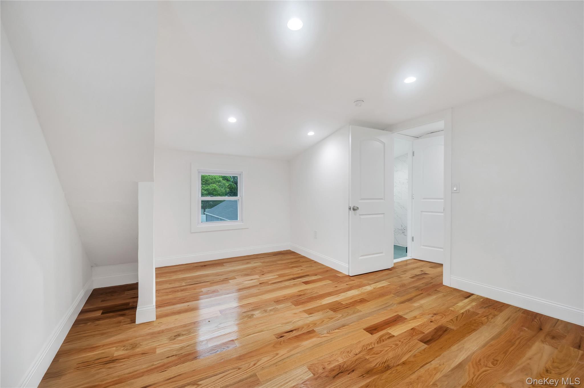 Single Family Pinetree  Suffolk County, NY 11967, MLS-915292-17