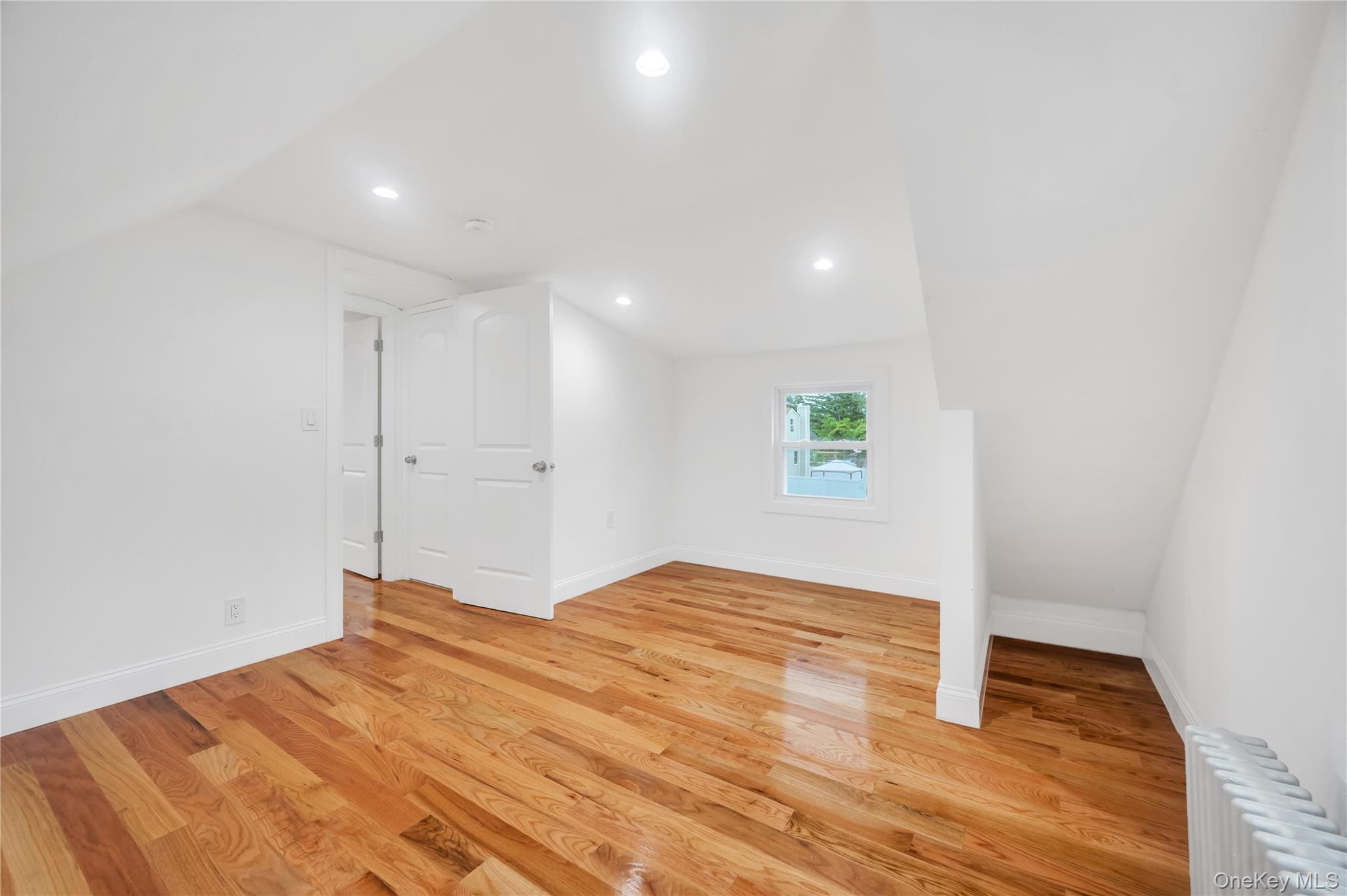 Single Family Pinetree  Suffolk County, NY 11967, MLS-915292-20