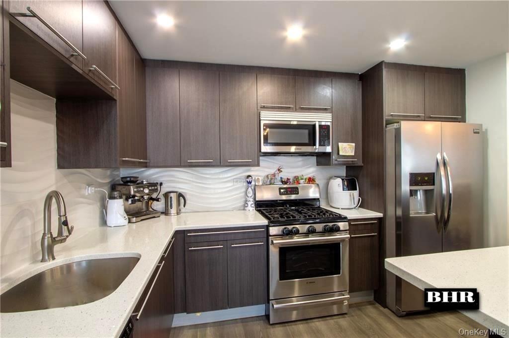 Condo Guider  Brooklyn, NY 11235, MLS-915313-2