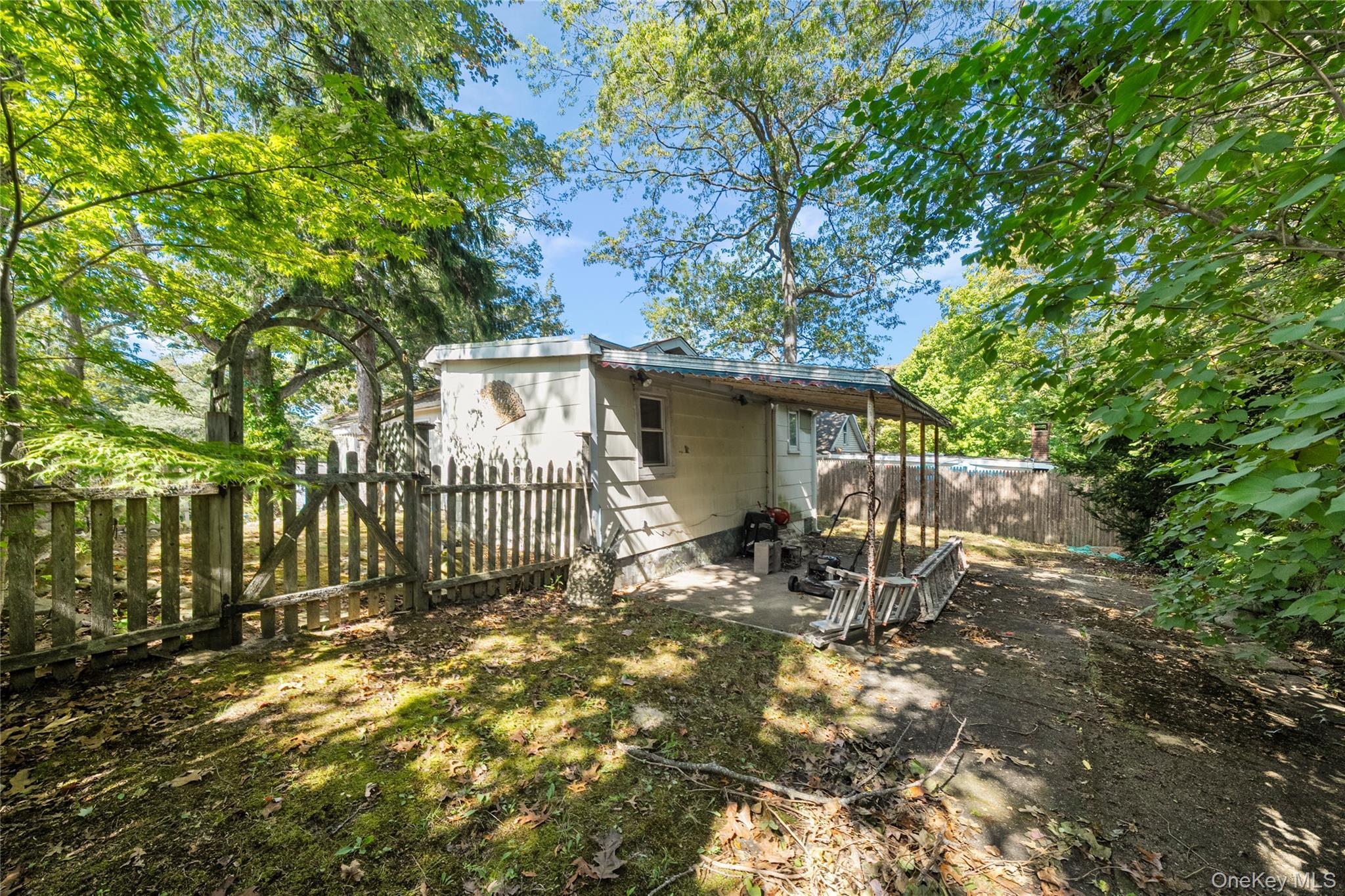 Single Family Whitestone Suffolk County, NY 11789, MLS-915329-15