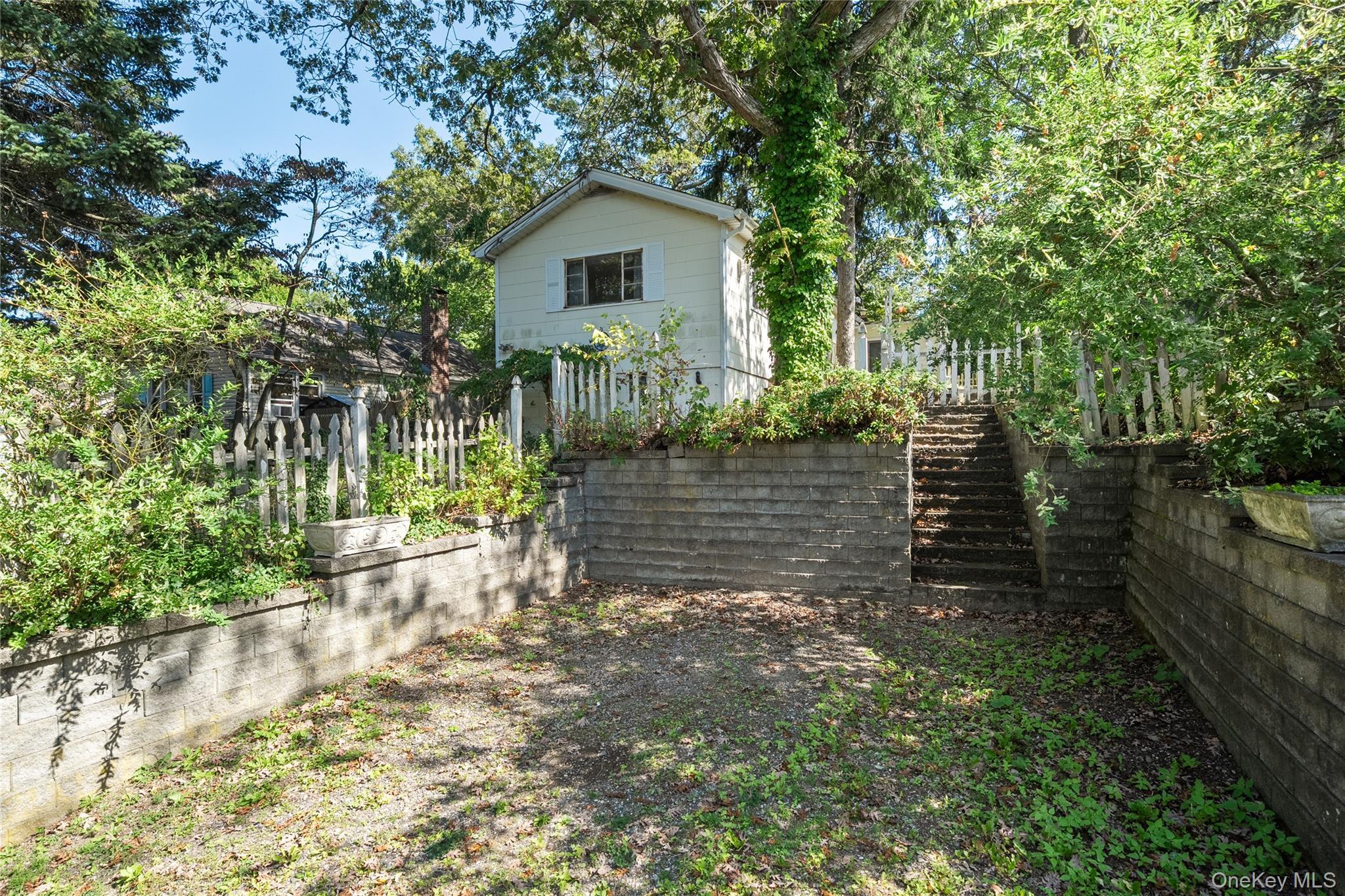 Single Family Whitestone Suffolk County, NY 11789, MLS-915329-2