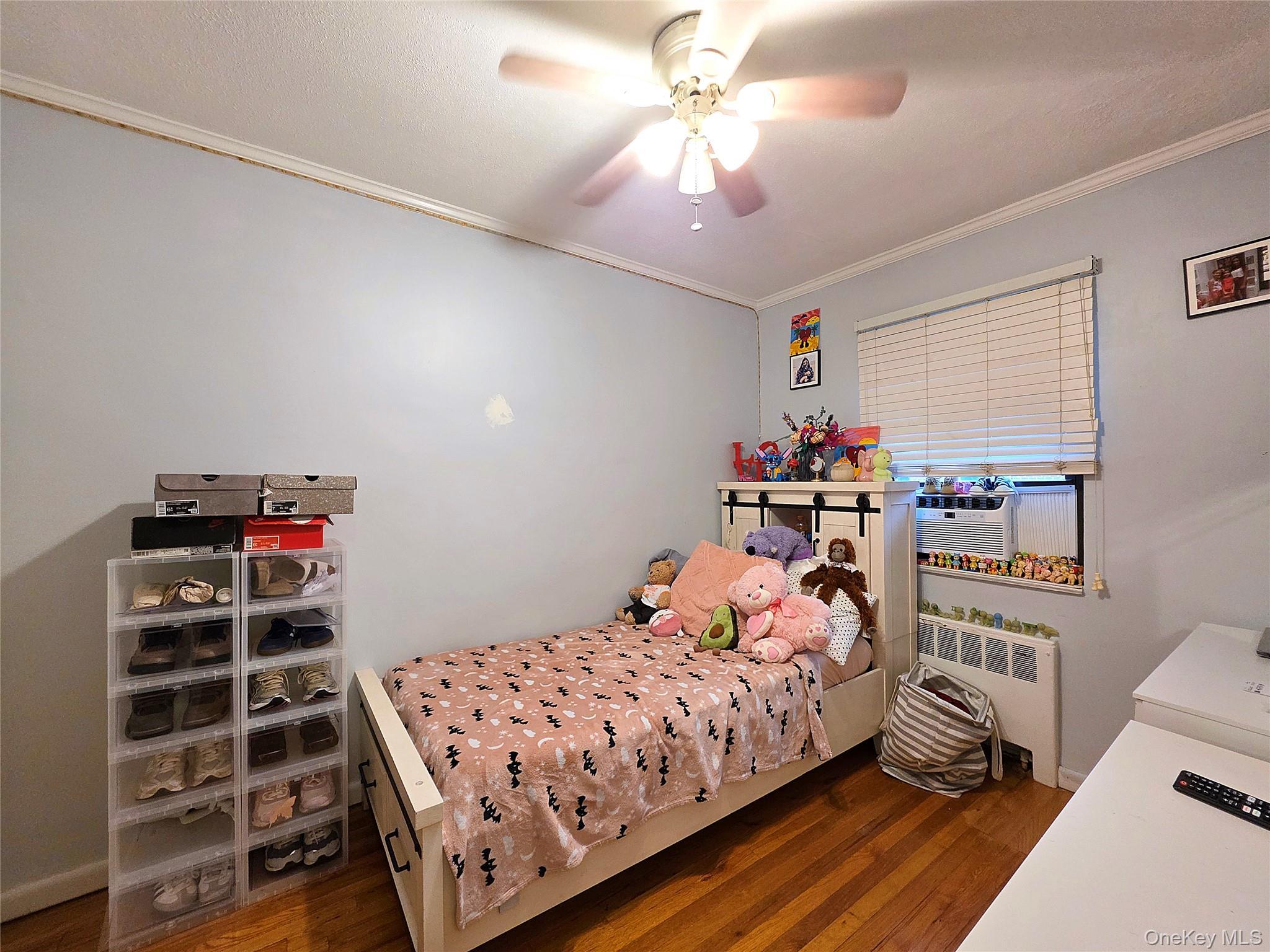 Coop 75th  Queens, NY 11364, MLS-915339-17