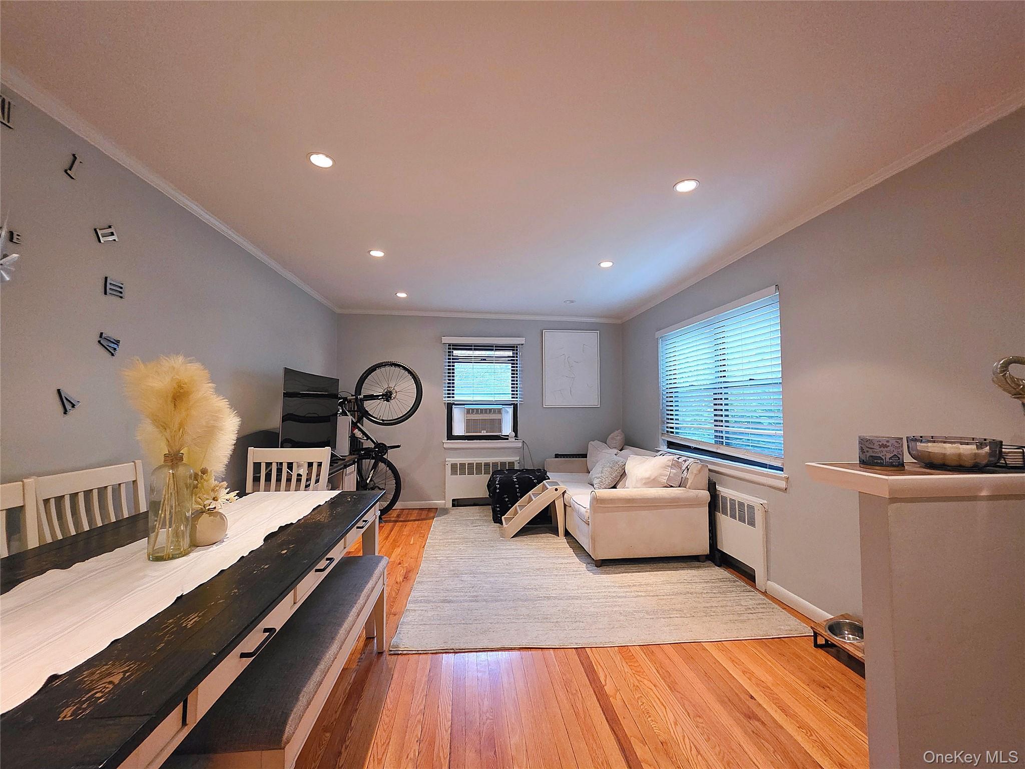 Coop 75th  Queens, NY 11364, MLS-915339-4