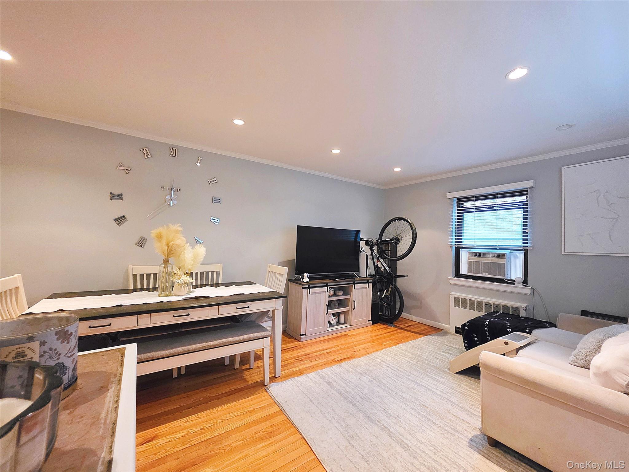 Coop 75th  Queens, NY 11364, MLS-915339-6