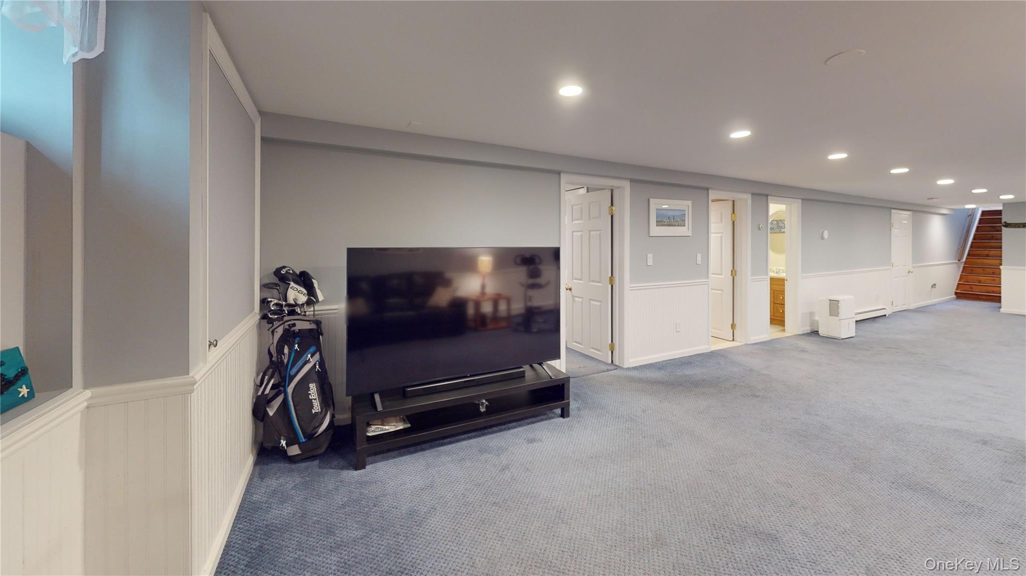 Single Family Linda Suffolk County, NY 11940, MLS-915346-23