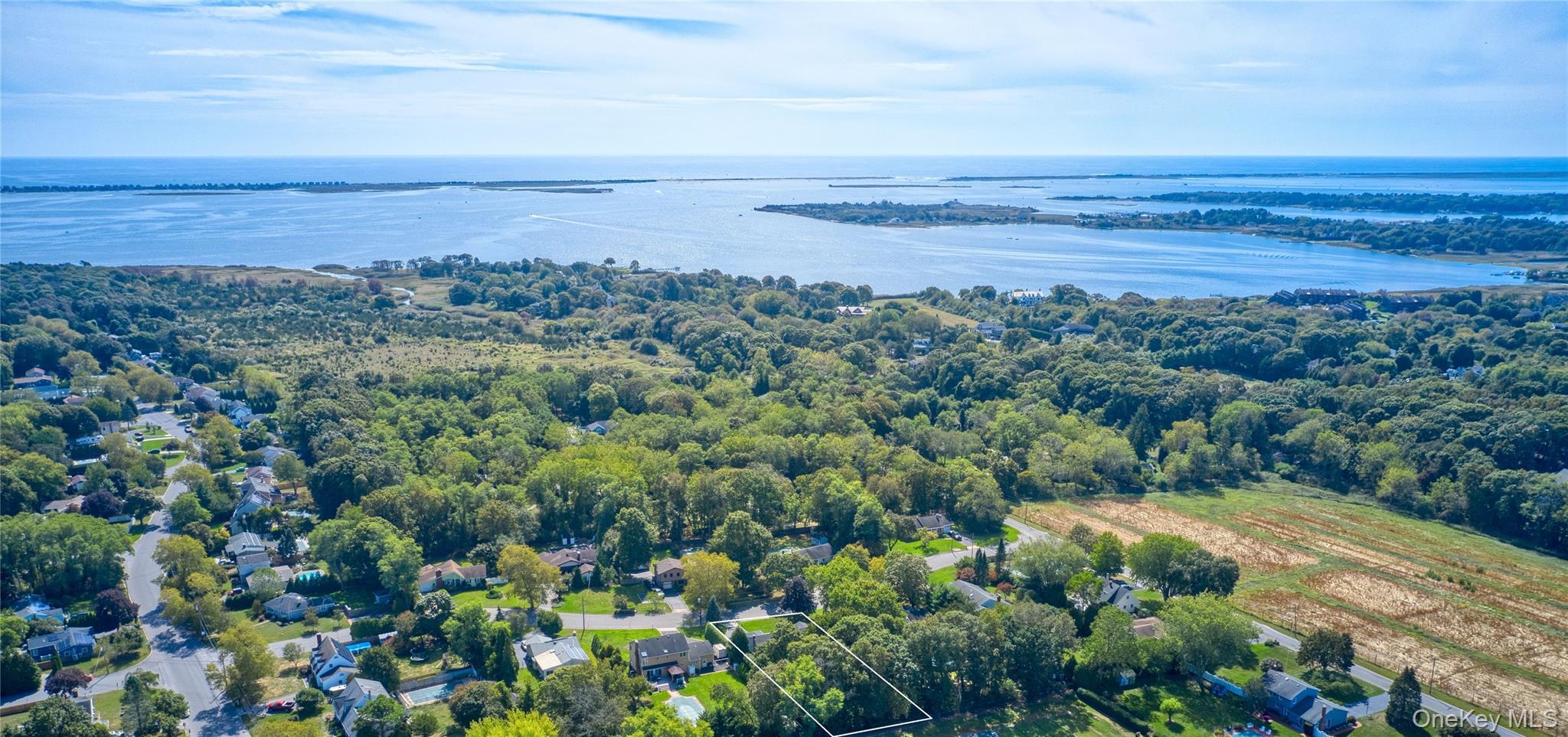 Single Family Linda Suffolk County, NY 11940, MLS-915346-32