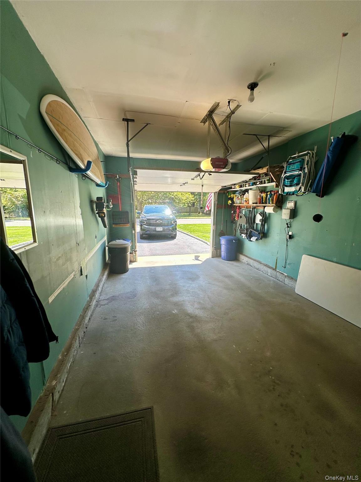 Single Family Linda Suffolk County, NY 11940, MLS-915346-40